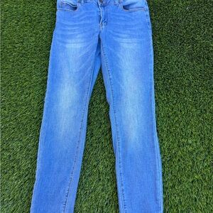 Tahari Women’s Light Blue Straight Leg Jeans Skinny Kelly Classic